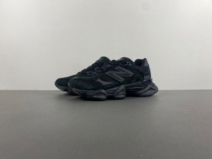 New Balance 9060 ''Black Cat'' U9060ZGE