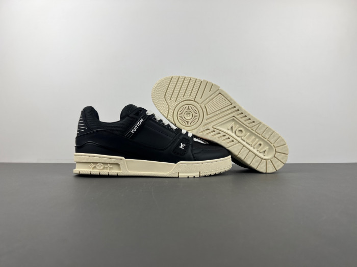 LV TRAINER SNEAKER LVT-000628