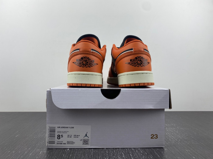 Jordan 1 Low SE Sport Spice (Women