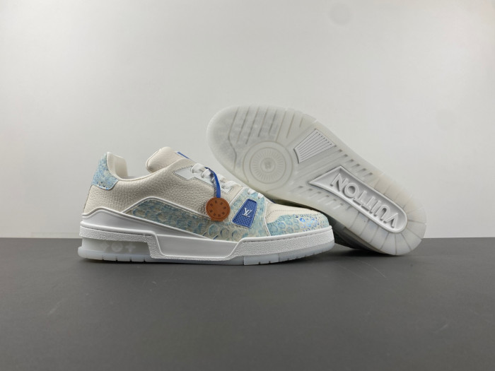 LV TRAINER SNEAKER LV-000559