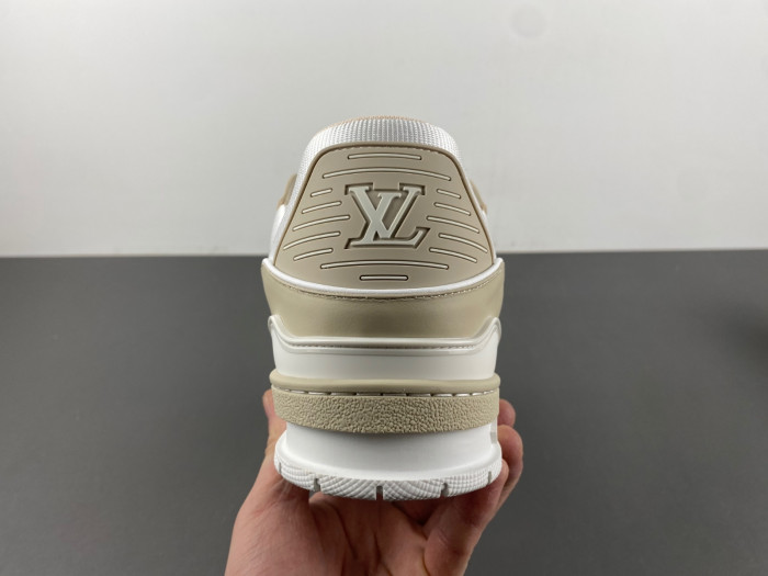 LV TRAINER SNEAKER LVT-000627
