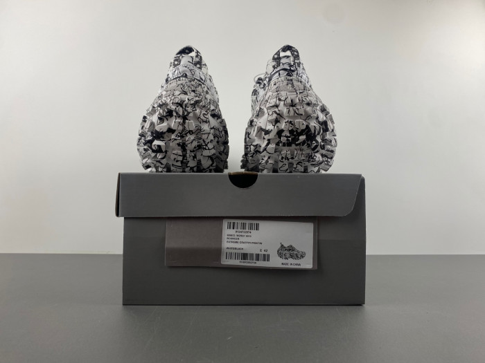 DEFENDER SNEAKER DS029