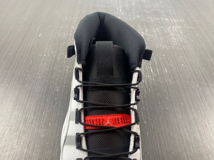 Jordan 11 Adapt White (CN Plug) DD3522-100