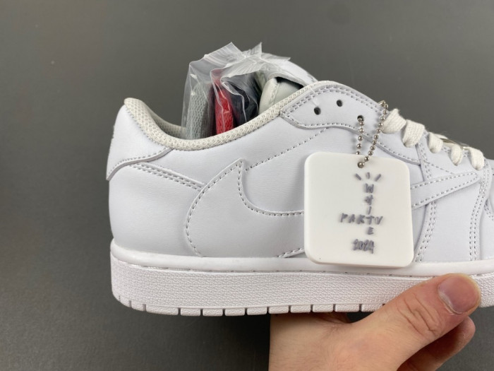 TRAVIS SCOTT X AIR JORDAN 1 LOW WHITE PARTY 240729
