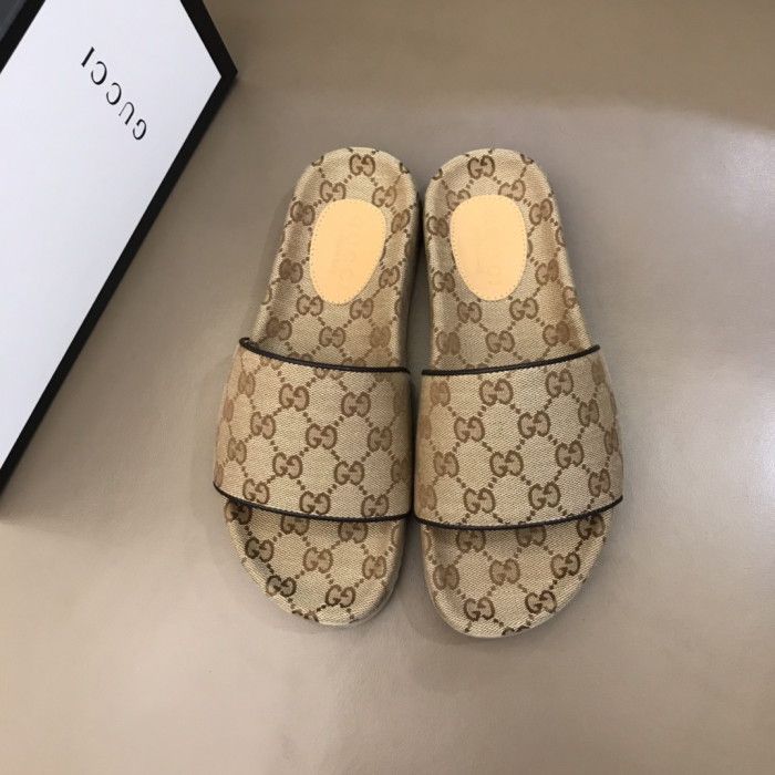 Gv*c* sandal 210