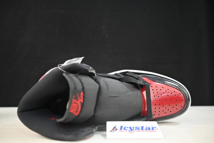 AIR JORDAN 1 HIGH OG 