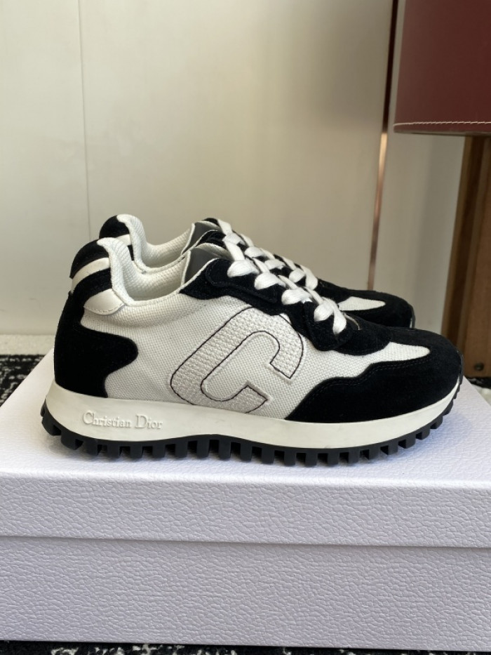 D10r sneakers