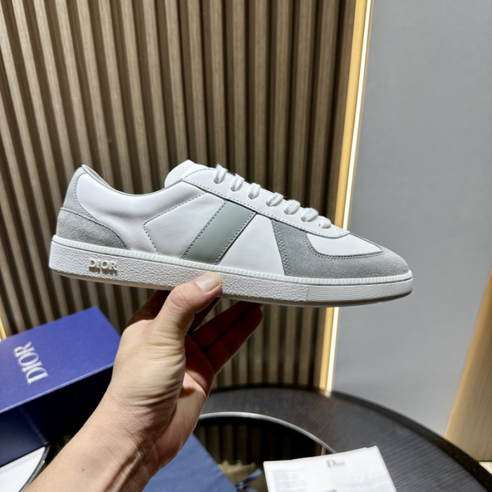 D10r b01 sneakers