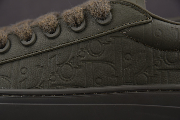 D10r b33 sneakers b330028