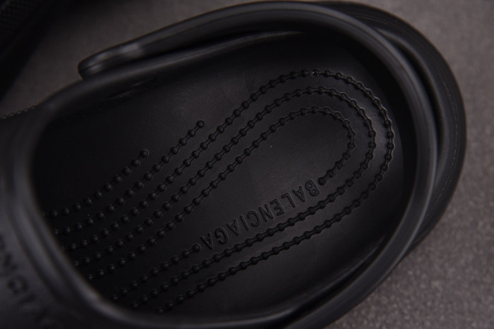 Balenciag* Sandal BCS00035