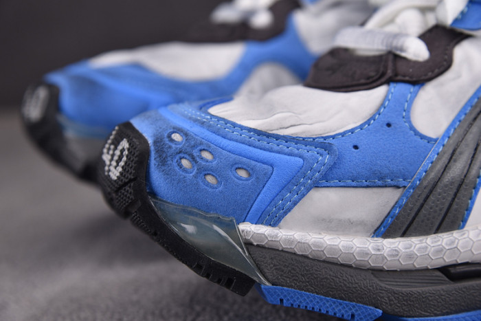 RUNNER SNEAKER RS025