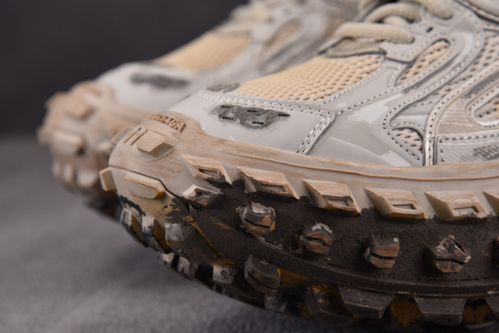 DEFENDER SNEAKER DS007