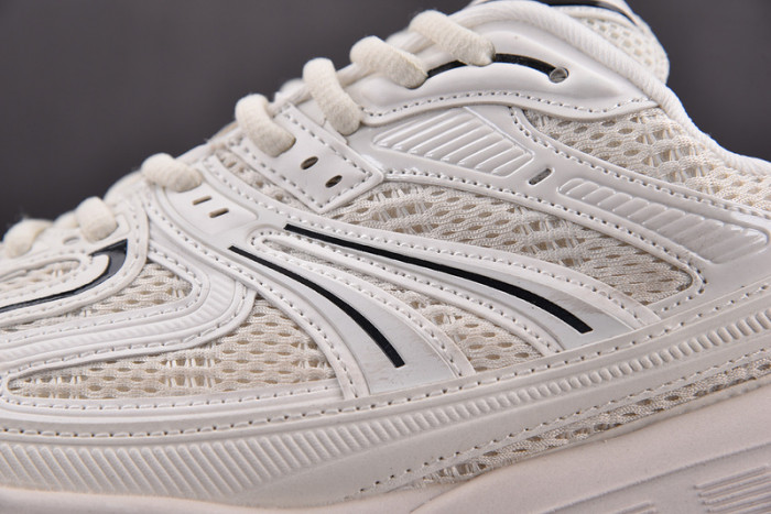 DEFENDER SNEAKER DS019