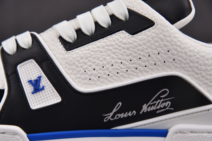 LV TRAINER SNEAKER LV-000562