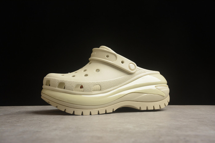 Cr*0*s x salehe bembury c00025