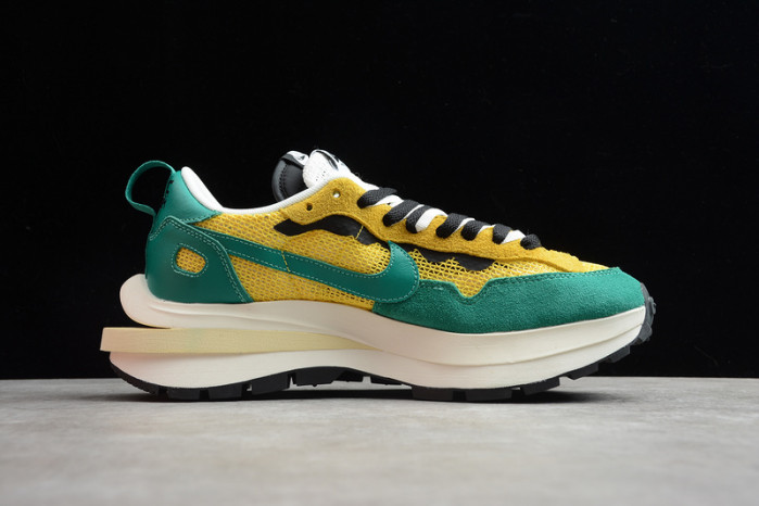 Sacai x Nike Pegasus VaporFly SP BV0073-103
