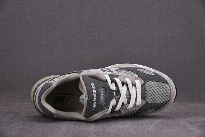 NEW BALANCE SNEAKER NB040