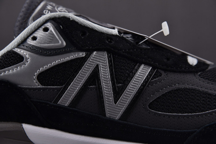 NEW BALANCE SNEAKER NB072