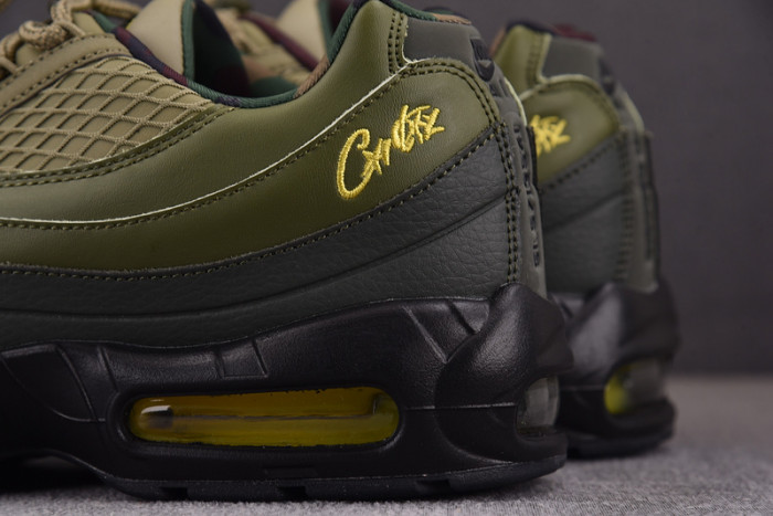 NIKE AIR MAX 95 SP X CORTEIZ RULES THE WORLD FB2709-300