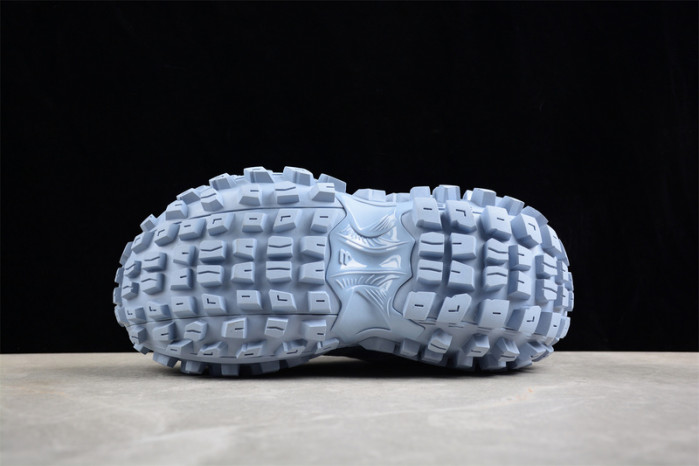 DEFENDER SNEAKER DS027