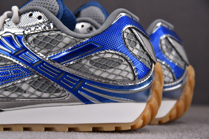 b0tt*ga Ven*ta orbit sneaker bv002