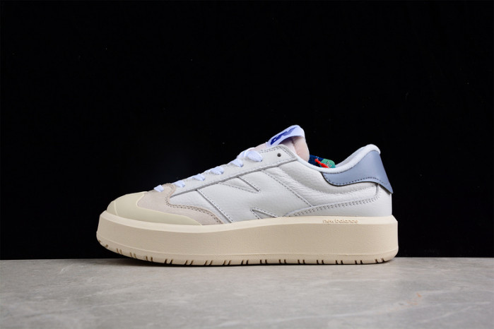 NEW BALANCE SNEAKER 009