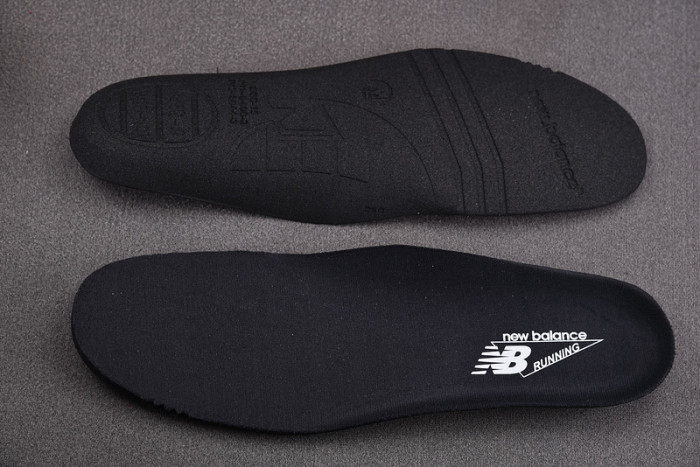 NEW BALANCE SNEAKER NB072