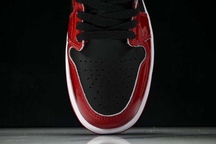 Air Jordan 1 Low SE 