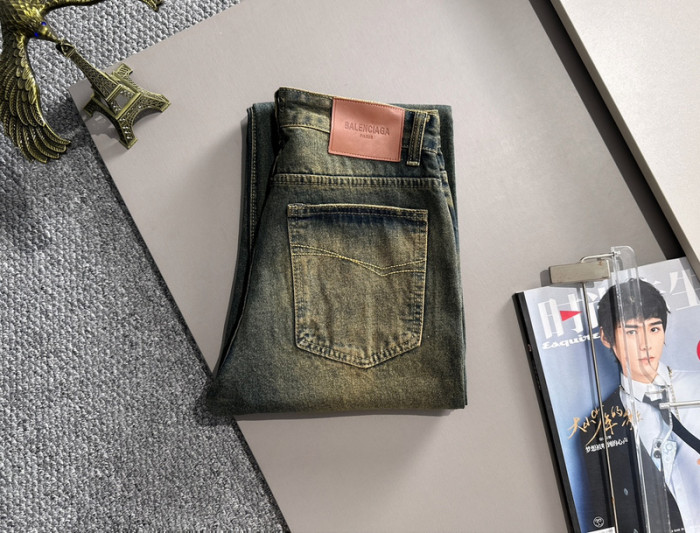 Balenciag**a CLOTHES BAC00036