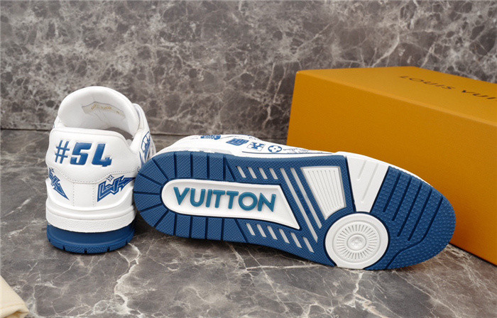 LV SNEAKER LV-000150