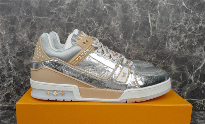 LV SNEAKER LV-000278