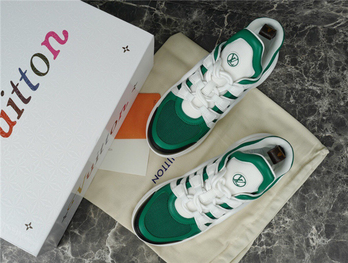 LV SNEAKER LV-000297