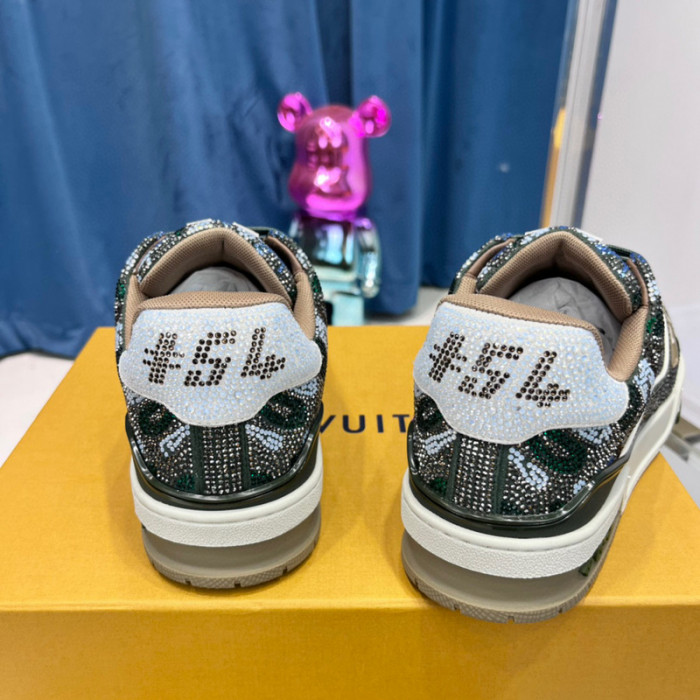 LV SNEAKER LV-000396