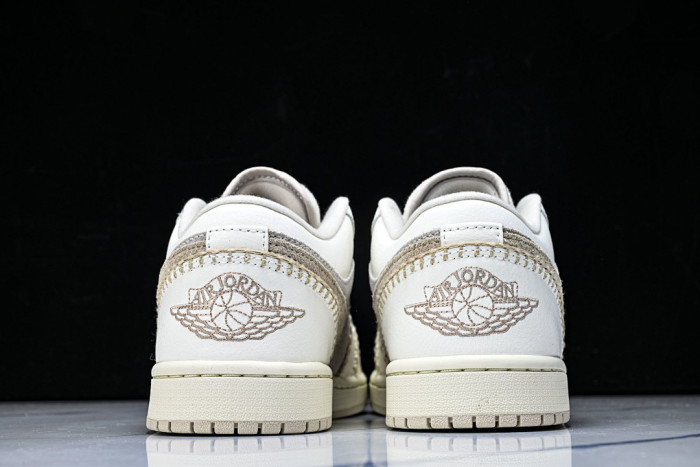 Nike Air Jordan 1 Low 