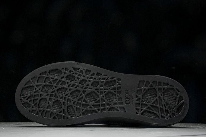 D10r b33 sneakers b330017