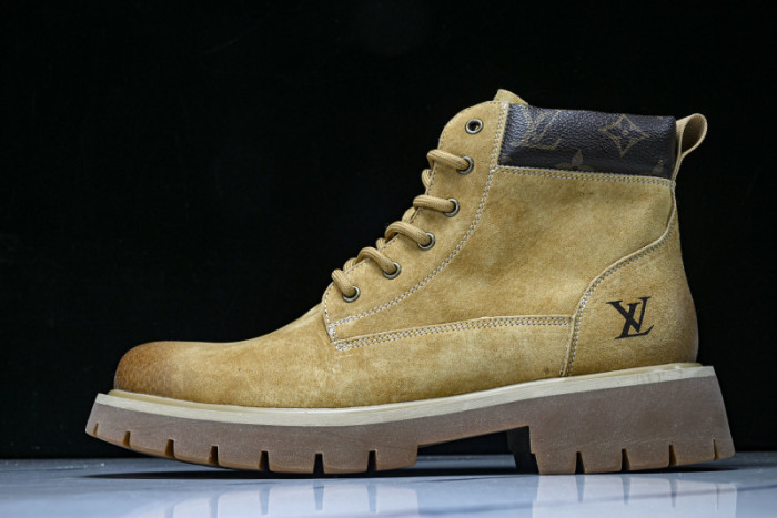 LV BOOTS L000061