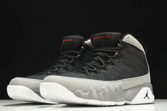 AIR JORDAN 9 RETRO PARTICLE GREY CT8019-060
