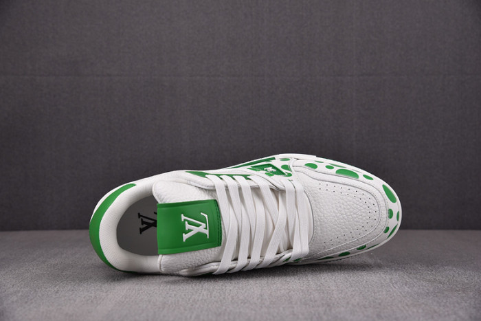 LV SNEAKER LV-000140