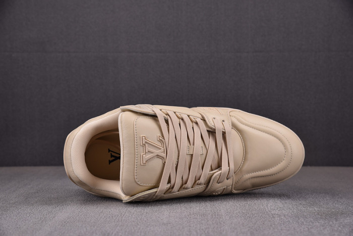 LV TRAINER SNEAKER LV-000594