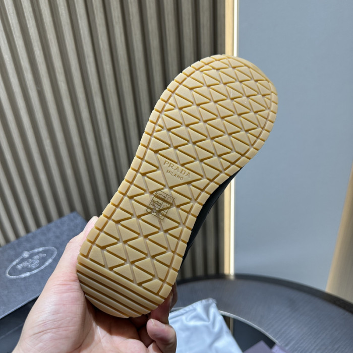 Pra*a snekaers p000177