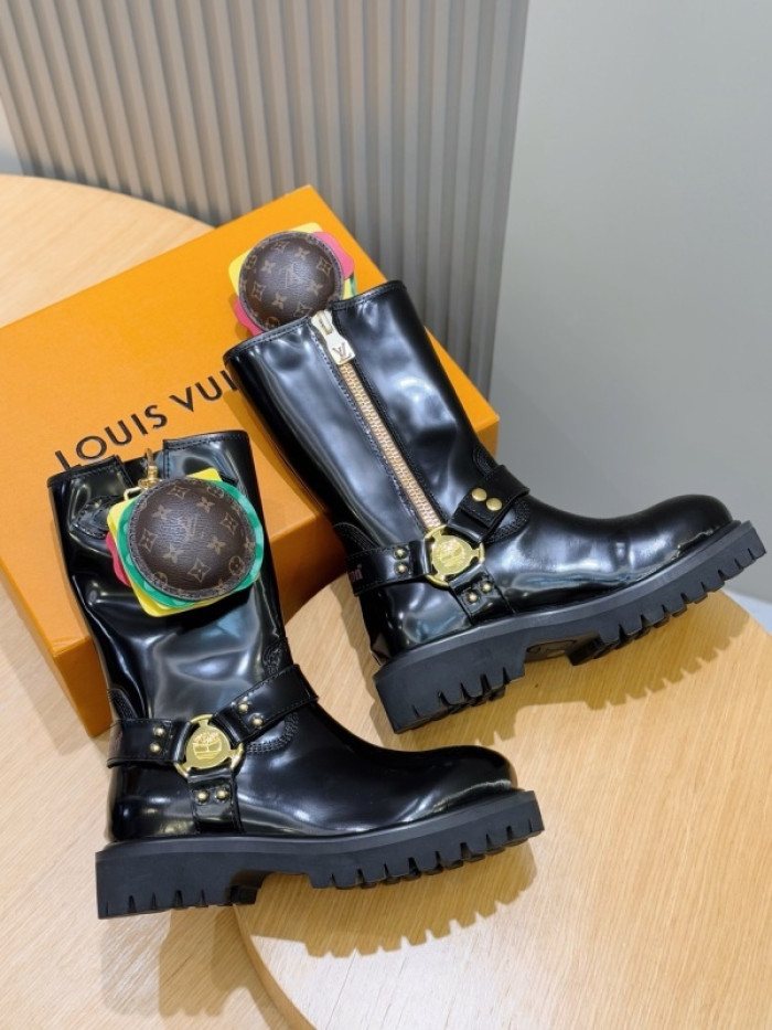 LV BOOTS L000070