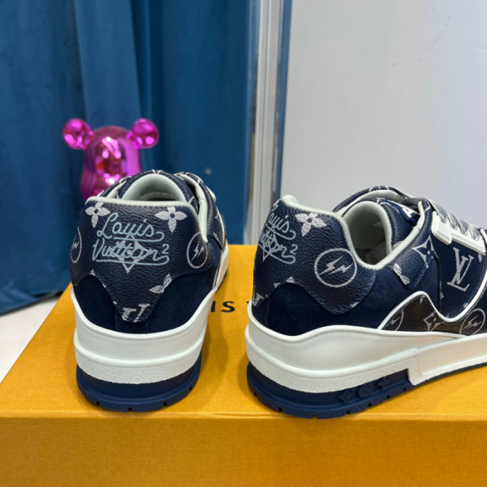 LV SNEAKER LV-000347