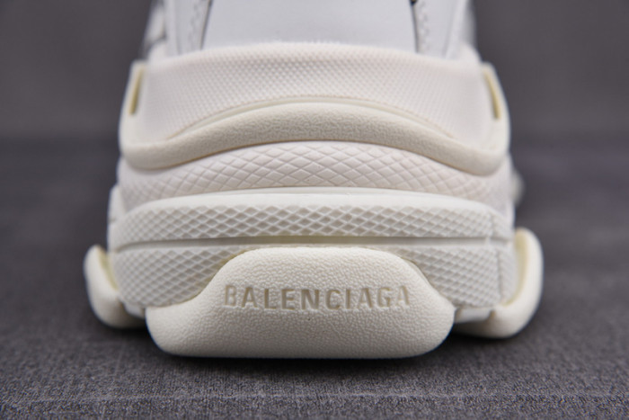 TRIPLES TRAINER SNEAKERS 2000129