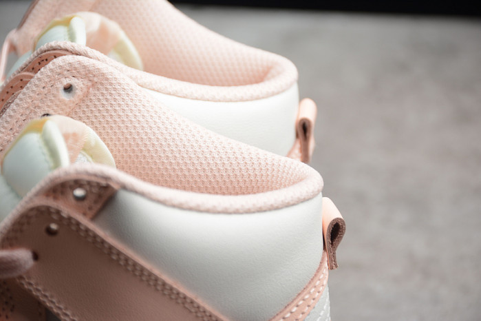 Nike Dunk High WMNS “Crimson Tint” DD1869-104