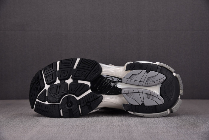 RUNNER SNEAKER RS035