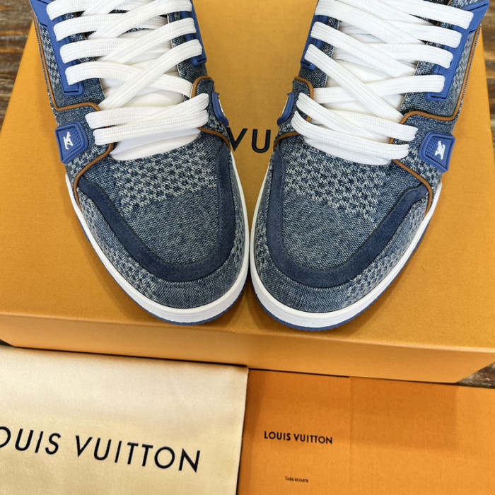 LV SNEAKER LV-000541