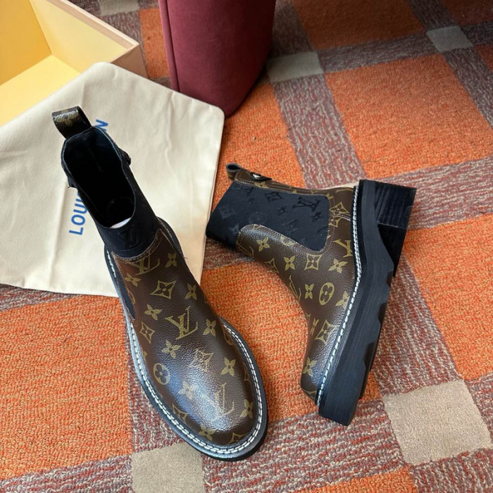 LV BOOTS L000051