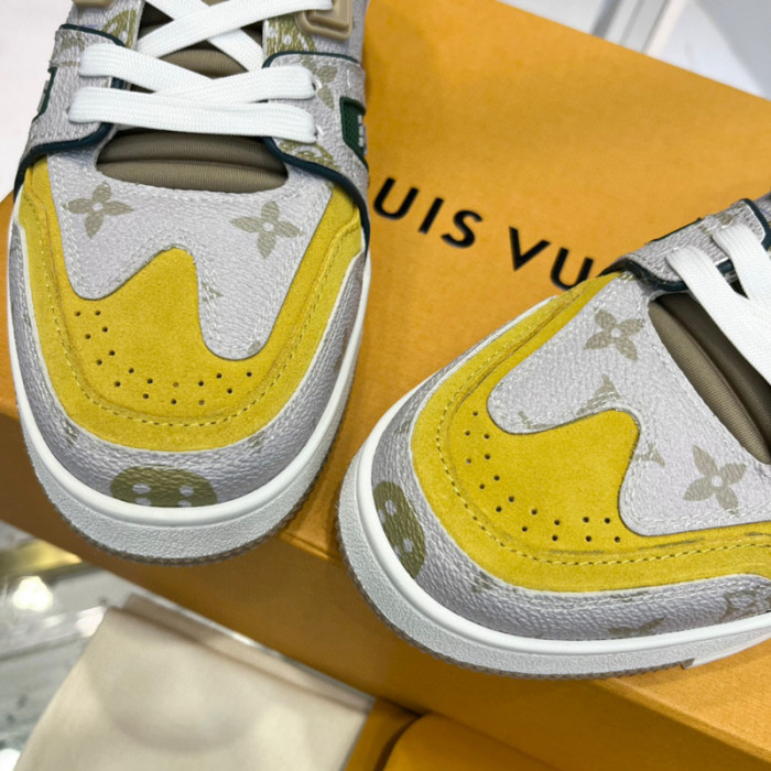 LV SNEAKER LV-000345