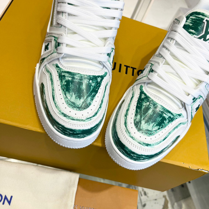 LV SNEAKER LV-000408