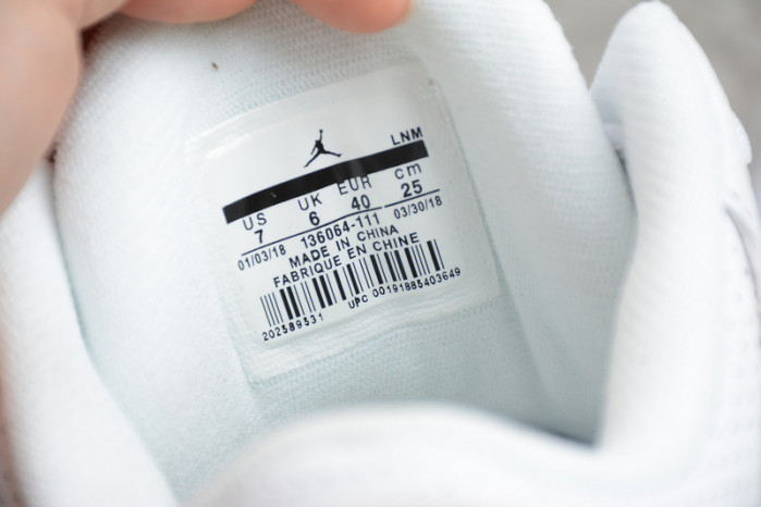 AIR JORDAN 3 RETRO JTH NRG "JTH" AV6683-160